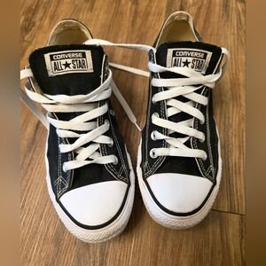 Converse Black Classic Sneakers